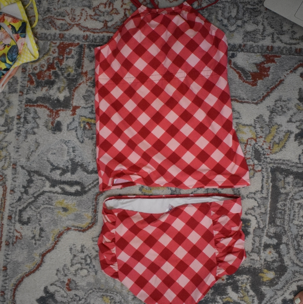 Gingham swimsuit set
